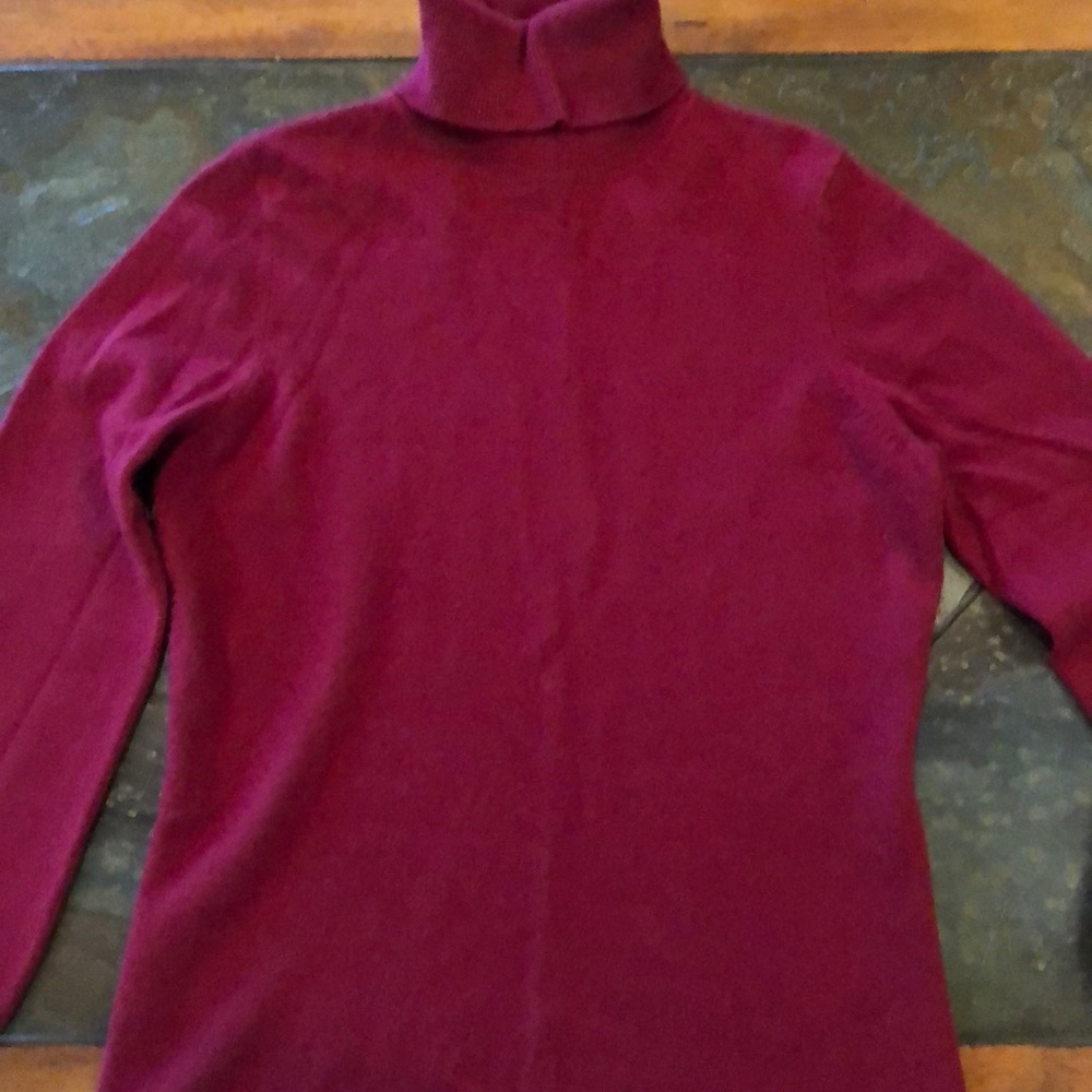 Cashmere sweater